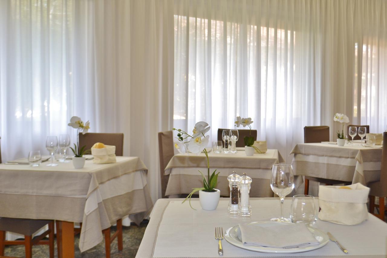 Gold Hotel Bordighera Buitenkant foto