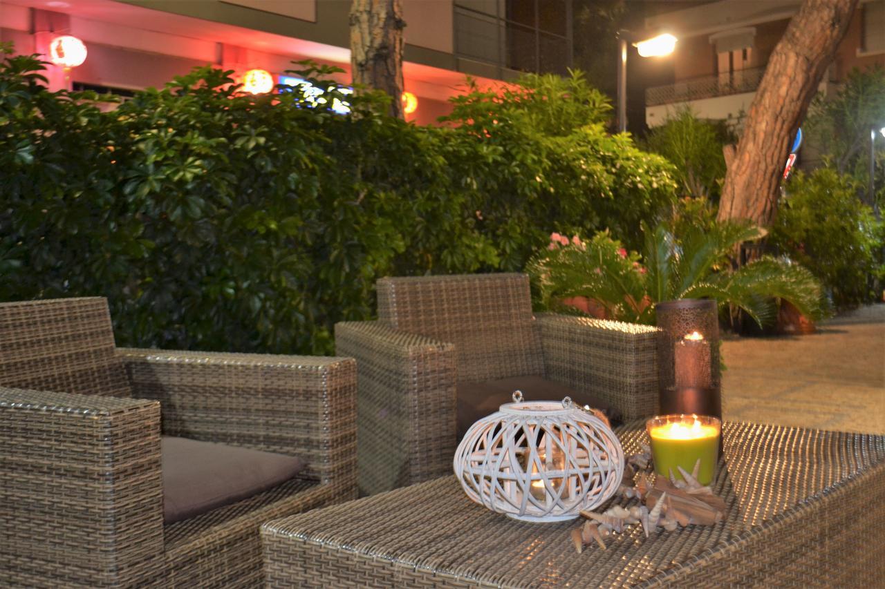 Gold Hotel Bordighera Buitenkant foto